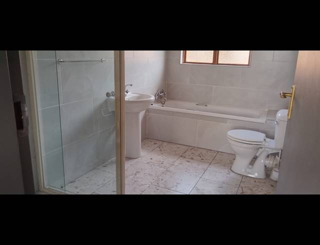 3 BEDROOM PENTHOUSE TO LET IN REYNO RIDGE